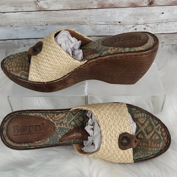 Born, Beige leather straw W62238 wedge platform Thong Sandal Shoes Sz 8/39 - Picture 2 of 7